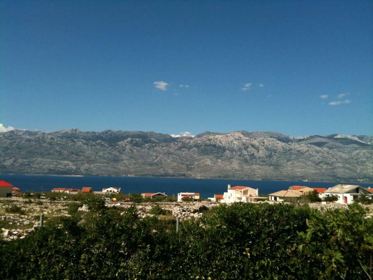 Apartments Villa Aurora Ražanac Esterno foto
