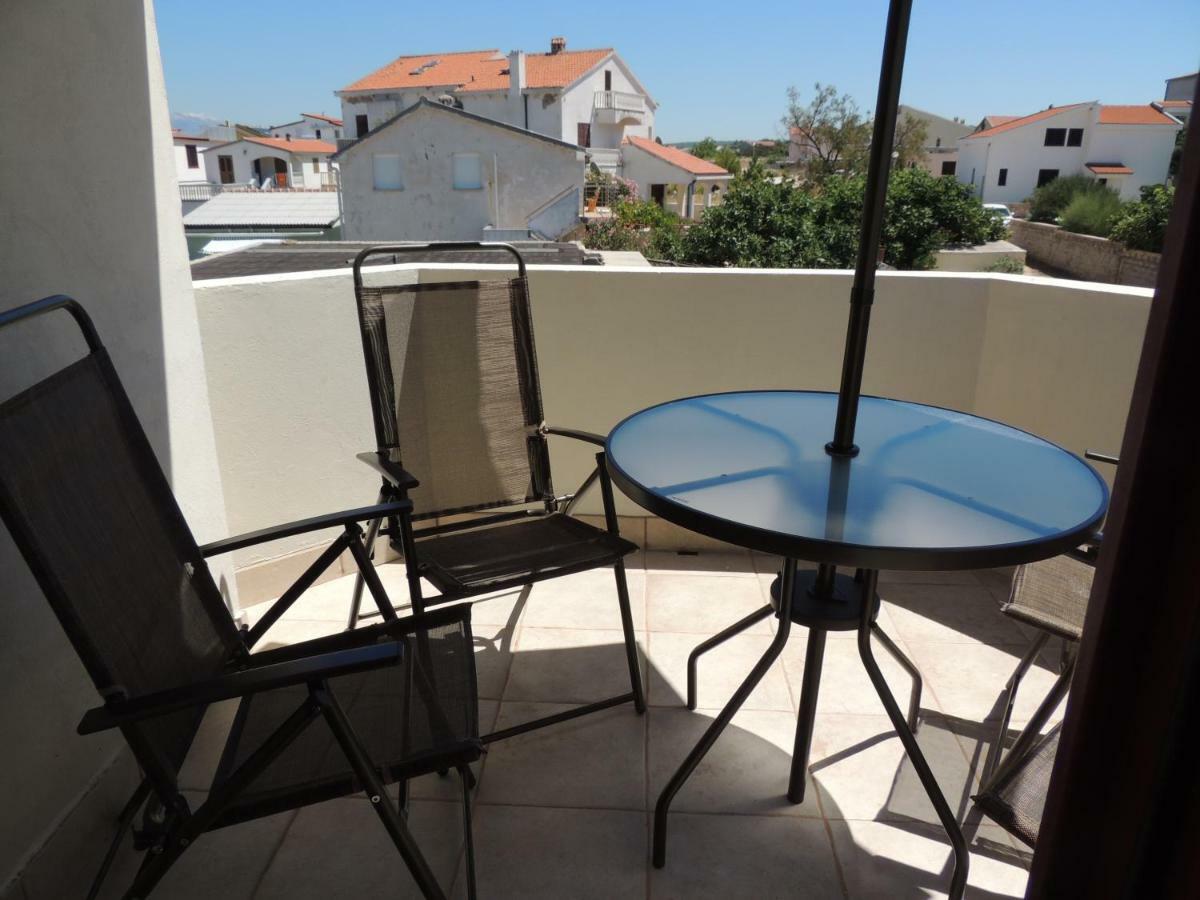Apartments Villa Aurora Ražanac Esterno foto